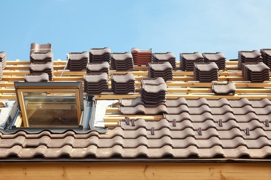 dach w budowie